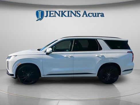 Used 2025 Hyundai Palisade Calligraphy image 2
