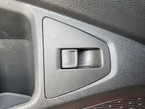 Certified 2021 Volkswagen Jetta GLI image 18