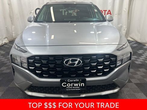 Used 2023 Hyundai Santa Fe SE image 2