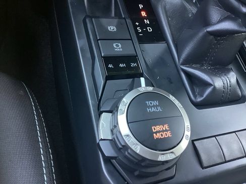 Certified 2024 Toyota Tacoma TRD Sport AWD/4WD image 18