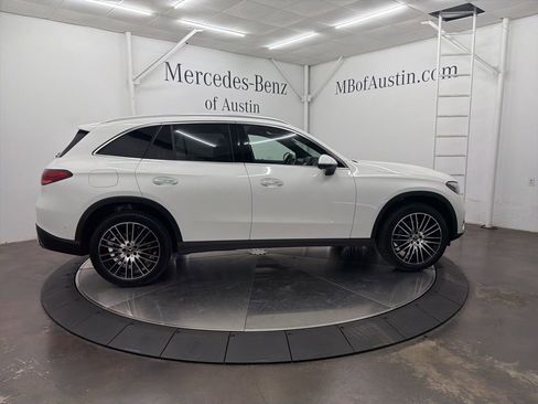 New 2026 Mercedes-Benz GLC 300 image 8