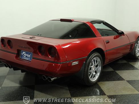 Used 1990 Chevrolet Corvette Coupe RWD image 11