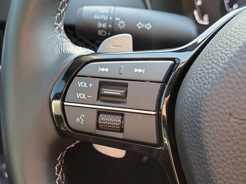 Used 2025 Acura ADX FWD image 29