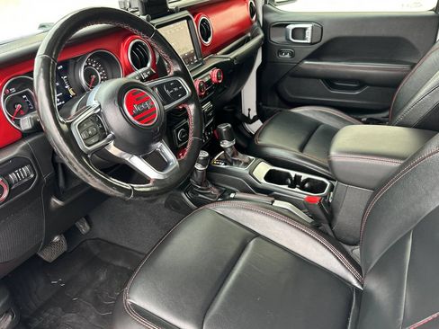 Used 2021 Jeep Gladiator Rubicon AWD/4WD image 10