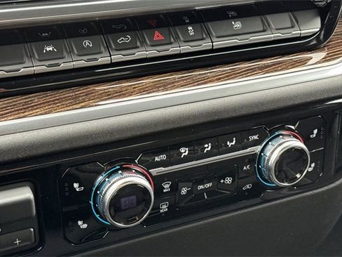 New 2026 GMC Sierra 1500 Elevation image 23