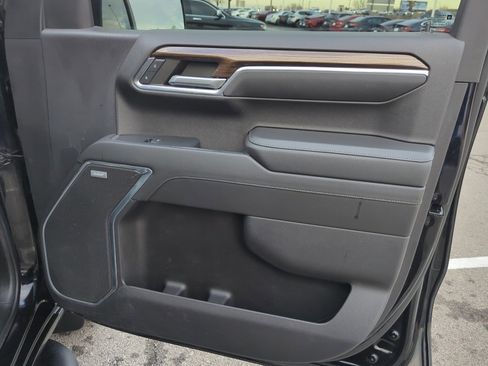 Certified 2022 Chevrolet Silverado 1500 RST image 31