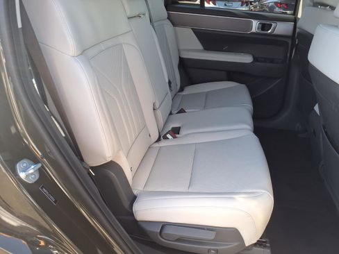 New 2026 Hyundai Santa Fe SEL w/ Tow & Go Package FWD image 9