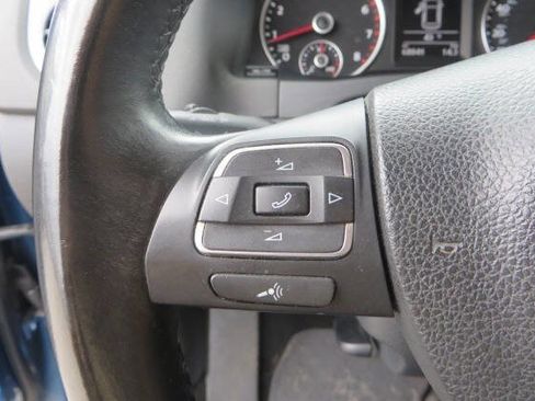 Used 2018 Volkswagen Tiguan Limited w/ Premium Package image 20