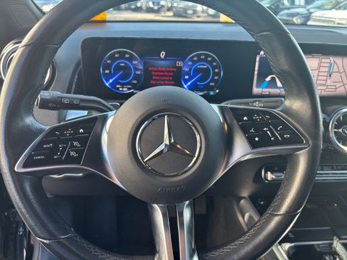 Used 2024 Mercedes-Benz EQB 250+ image 34