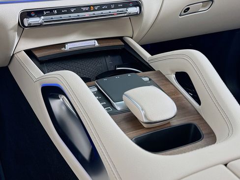 New 2026 Mercedes-Benz GLE 350 4MATIC image 5