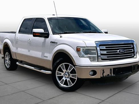 Used 2014 Ford F150 Lariat w/ Equipment Group 502A Luxury RWD image 2