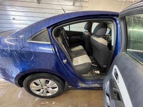 Used 2012 Chevrolet Cruze LS w/ Connectivity Package image 26
