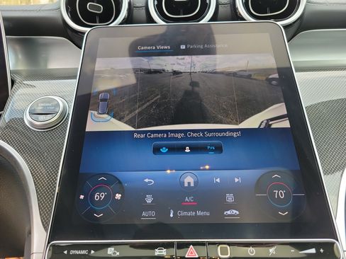 Used 2024 Mercedes-Benz GLC 300 4MATIC image 15