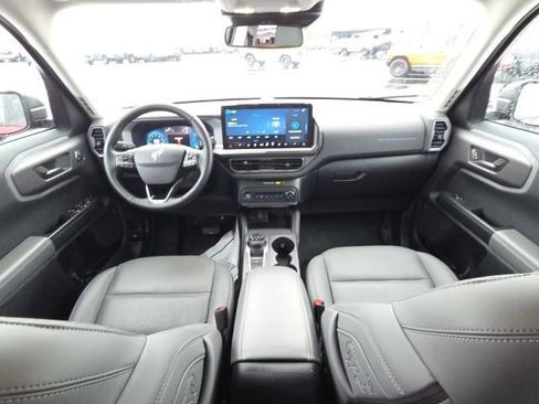 Used 2025 Ford Bronco Sport Badlands AWD/4WD image 22