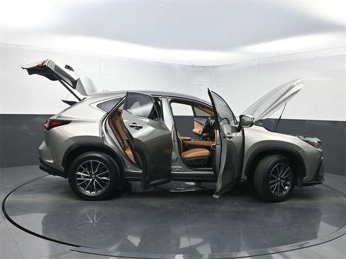 Used 2024 Lexus NX 250 250 Premium image 35