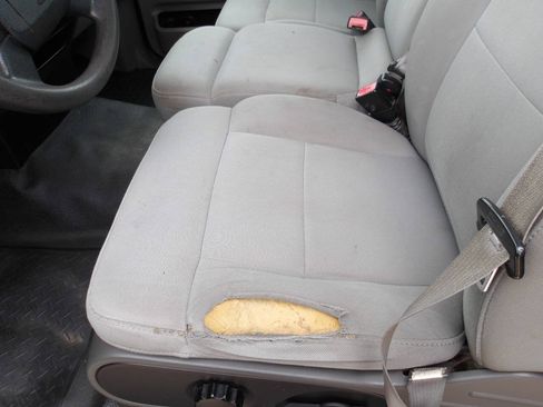 Used 2005 Ford F150 XL RWD image 15