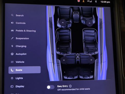 Used 2019 Tesla Model X 75D image 41