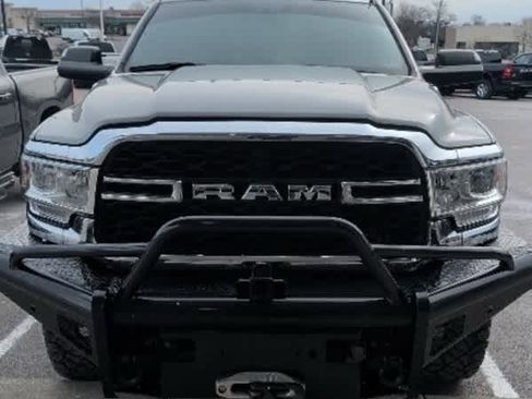 Used 2022 RAM 3500 Tradesman w/ Chrome Appearance Group image 2