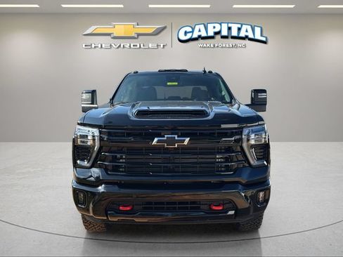 Used 2026 Chevrolet Silverado 2500 LTZ w/ LTZ Plus Package AWD/4WD image 8