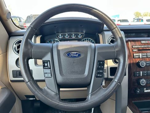 Used 2012 Ford F150 Lariat w/ Lariat Chrome Pkg image 22