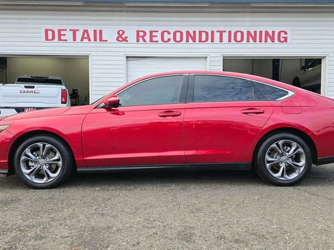 Used 2024 Honda Accord EX image 6