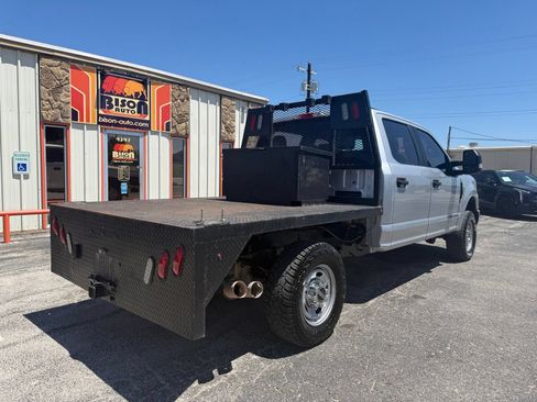 Used 2019 Ford F250 XL w/ STX Appearance Package AWD/4WD image 3