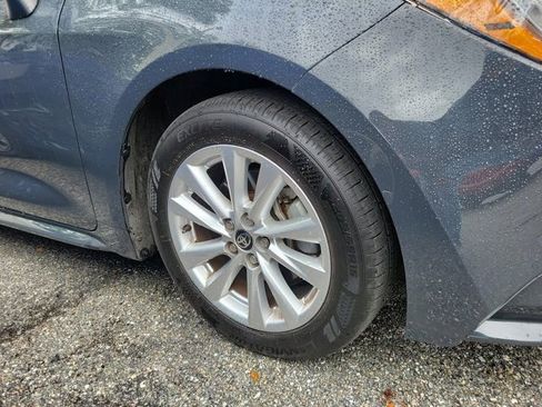 Used 2023 Toyota Corolla LE w/ LE Premium Package image 9