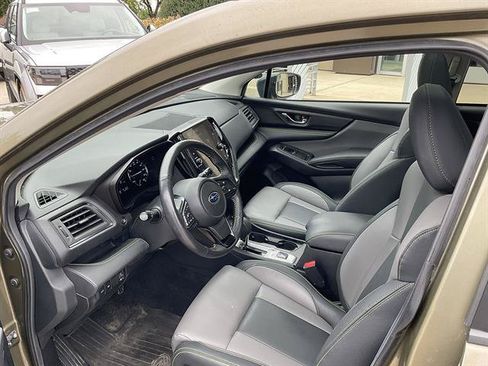 Used 2024 Subaru Ascent Onyx Edition AWD/4WD image 2