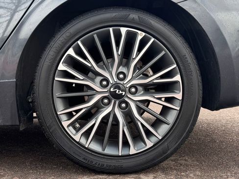 Used 2023 Kia Forte GT-Line image 11