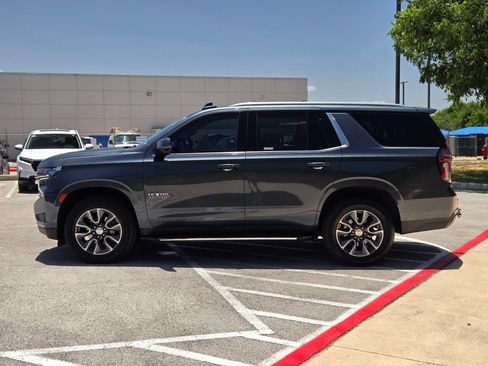 Used 2021 Chevrolet Tahoe LT w/ LT Signature Plus Package AWD/4WD image 6