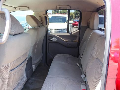 Used 2017 Nissan Frontier SV RWD image 22