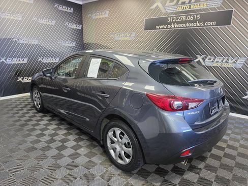 Used 2016 MAZDA MAZDA3 i Sport FWD image 10