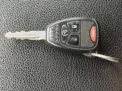 Used 2015 Jeep Wrangler Unlimited Rubicon w/ Dual Top Group AWD/4WD image 32
