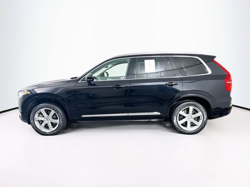 Used 2024 Volvo XC90 B5 Core image 4