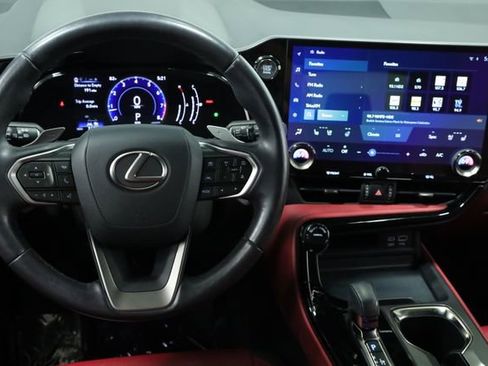 Used 2024 Lexus NX 250 FWD w/ Cold Area Package image 12