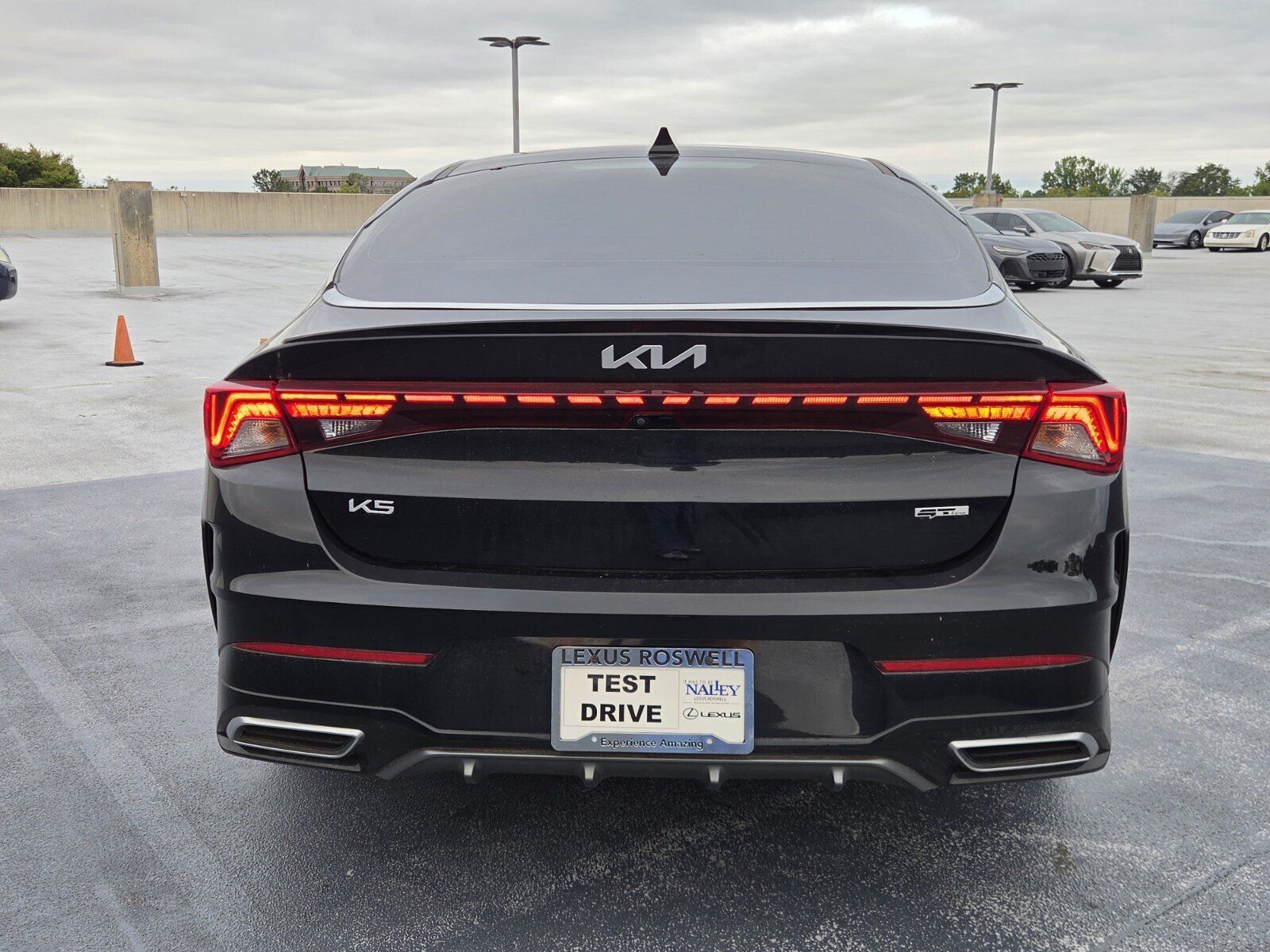Used 2023 Kia K5 GT-Line w/ GT-Line Premium Package FWD image 4
