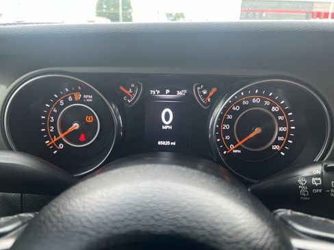 Used 2020 Jeep Wrangler Unlimited Sport S AWD/4WD image 11