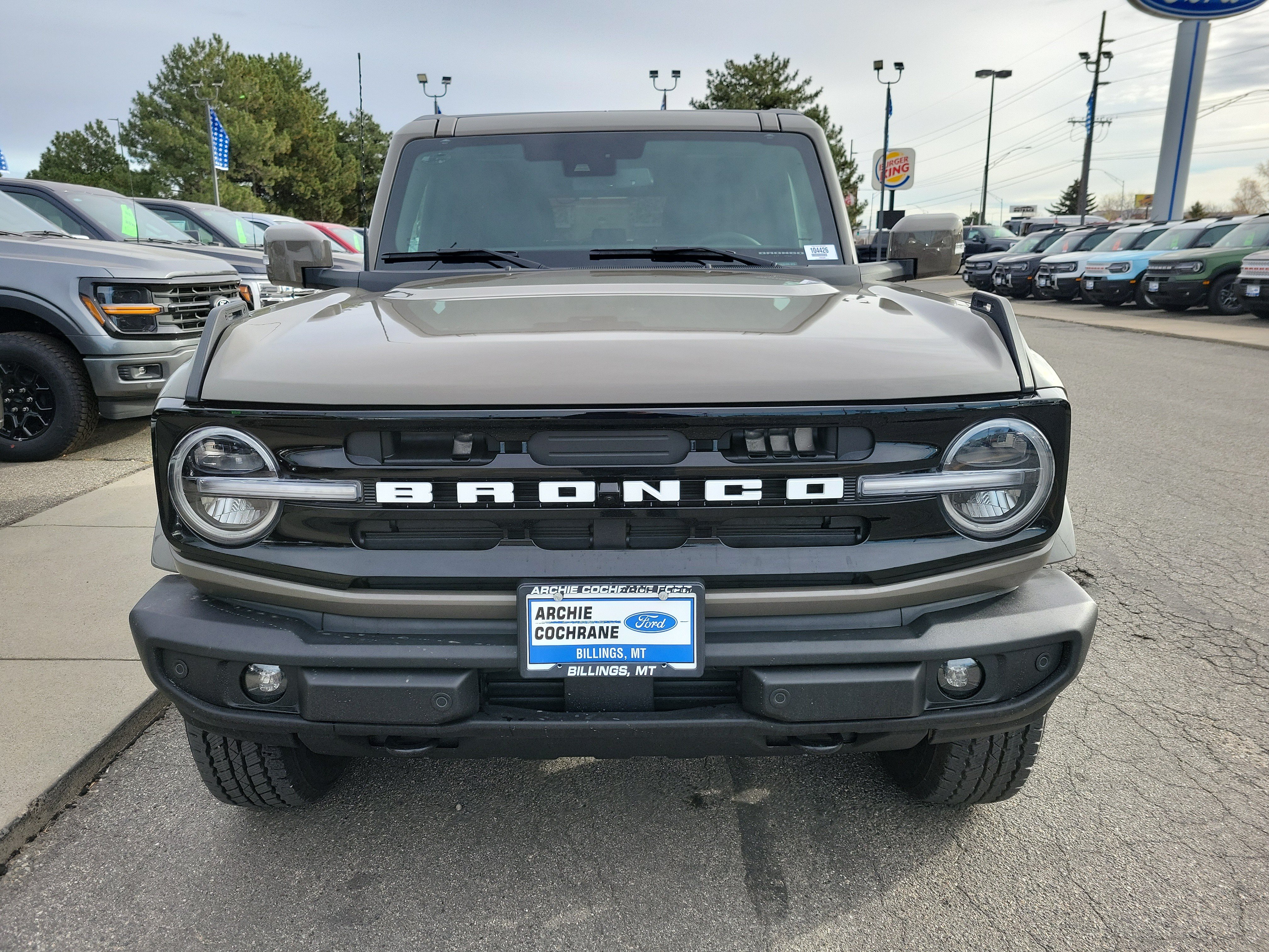 Used 2025 Ford Bronco Outer Banks AWD/4WD image 7