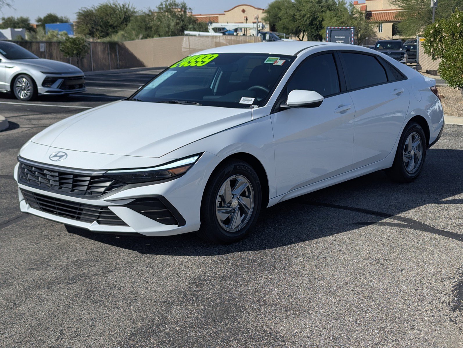 Certified 2026 Hyundai Elantra SE w/ Cargo Package FWD image 5