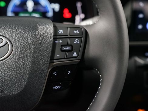 New 2026 Toyota Camry SE image 13