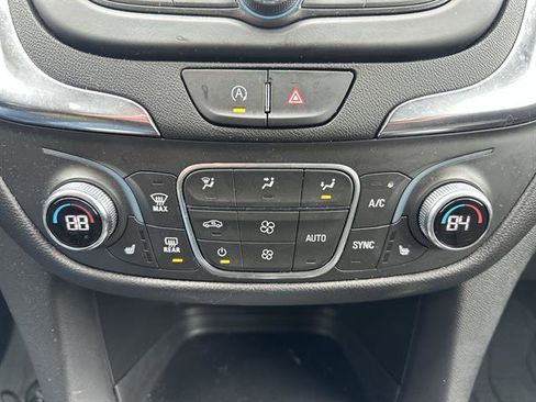 Used 2024 Chevrolet Equinox LT w/ LPO, Floor Liner Package image 16