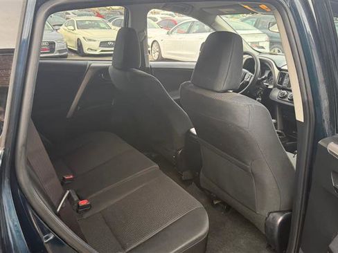 Used 2017 Toyota RAV4 LE image 10