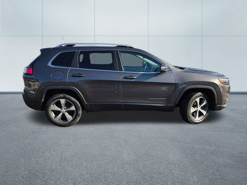 Used 2020 Jeep Cherokee Limited image 8