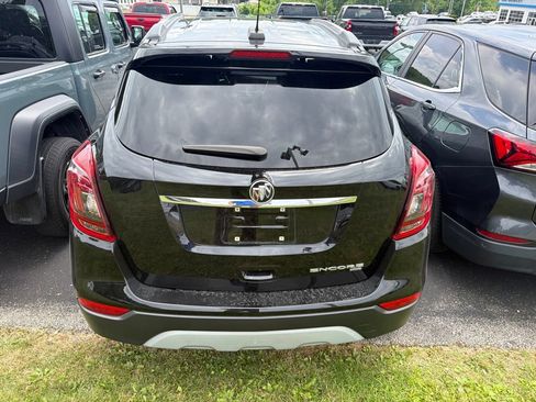 Used 2019 Buick Encore Sport Touring AWD/4WD image 5