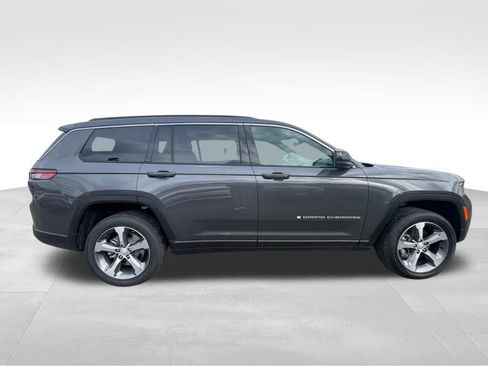 New 2026 Jeep Grand Cherokee L Limited image 16