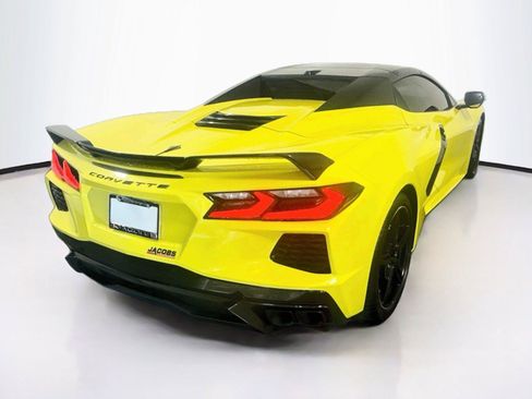 Used 2024 Chevrolet Corvette Stingray Preferred Conv w/ Z51 Performance Package RWD image 5