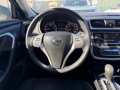 Used 2016 Nissan Altima 2.5 SV image 27