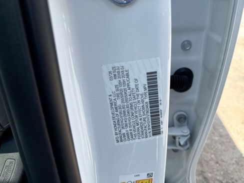 New 2026 Honda Pilot Touring image 28