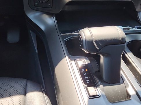 New 2025 Ford F150 Lariat w/ Equipment Group 502A High image 19