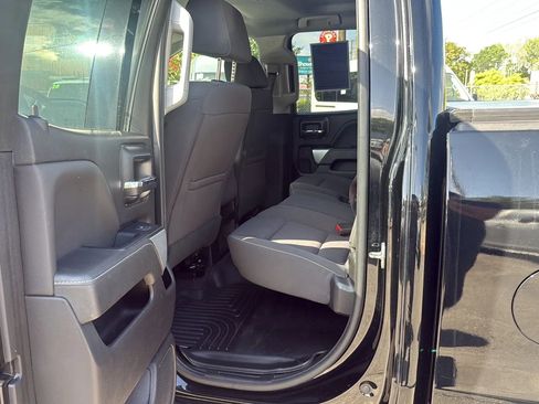 Used 2019 Chevrolet Silverado 1500 LT w/ All Star Edition image 16